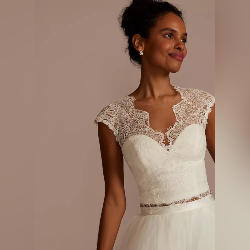 DAVID’S BRIDAL ALLOVER LACE CAP SLEEVE PLUS SIZE SEPARATES TOP,SOFT WHITE,22W